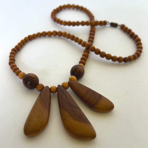 Wooden Necklace - Picture 2 of 4
